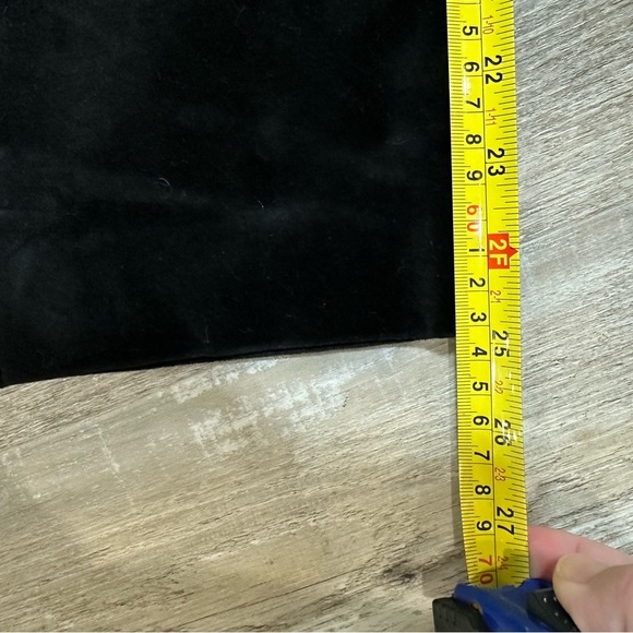 Vince Pull-On Split Hem Velvet Ankle Pant in Black Size Small - Picture 9 of 9